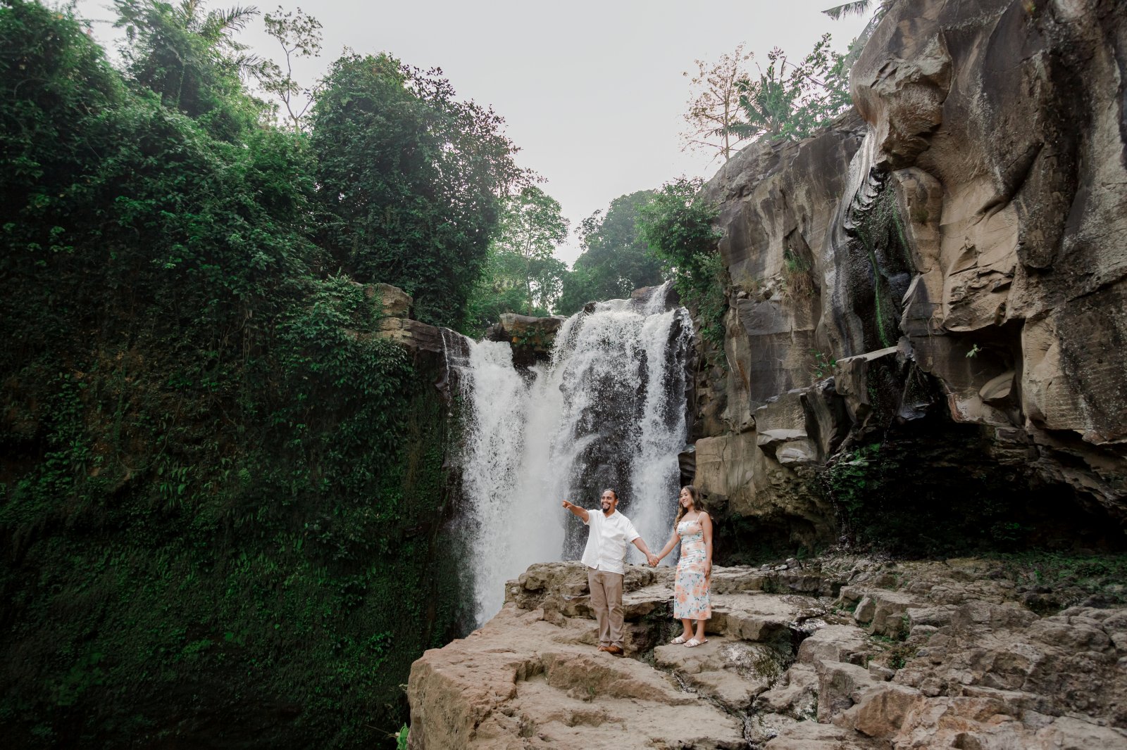 HEADER A V 562 - AI MOTION BALI