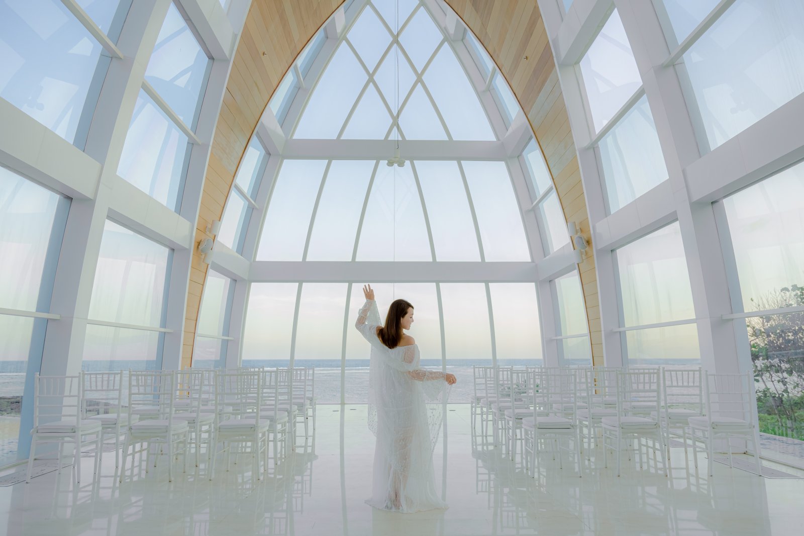 HEADER NATSUE AT RITZ CARLTON 615 - AI MOTION BALI